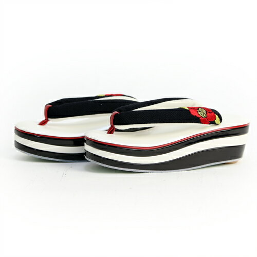 zu〕「椿刺繍 三枚芯草履 黒」振袖 袴 成人式 卒業式 ヒール 厚底 の