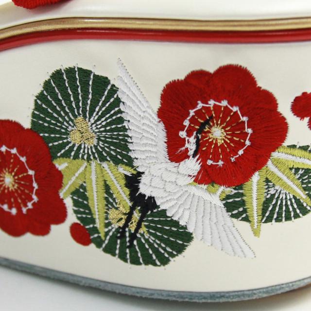 〔zu〕Wa de Modern 振袖 草履 厚底 鶴と松竹梅刺繍 厚底足型フィット草履 赤鼻緒 フリーサイズ 草履 成人式 厚底 卒業式 ヒール 痛くない 単品 〔zu〕Wa de Modern 振袖 草履 厚底 鶴と松竹梅刺繍 厚底足型フィット草履 赤鼻緒 フリーサイズ 草履 成人式 厚底 卒業式 ヒール 痛くない 単品