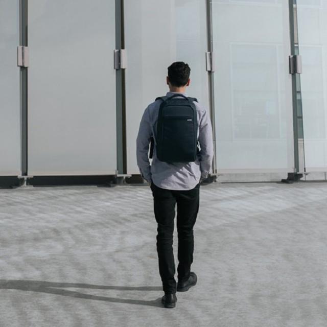 【apple公認】インケース incase アイコン ライトパック ICON Lite Pack 22.9L メンズ レディース ユニセックス 通勤 通学 バッグ リュック バックパック PCリュック 旅行 出張 37171010 37171012 37171014