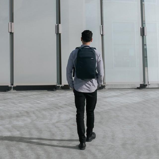 【apple公認】インケース incase アイコン ライトパック ICON Lite Pack 22.9L メンズ レディース ユニセックス 通勤 通学 バッグ リュック バックパック PCリュック 旅行 出張 37171010 37171012 37171014