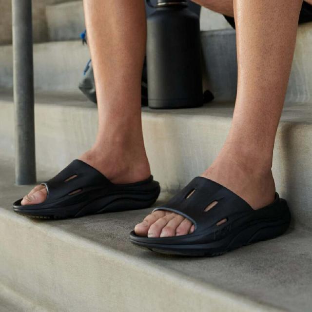 ホカオネオネ HOKAONEONE ORA RECOVERY SLIDE 3 オラ リカバリー