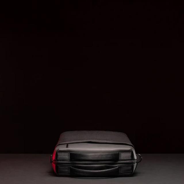 インケース incase A.R.C. Tech Tote エーアールシー テックトート 10.4L メンズ レディース ユニセックス 撥水 ビジネス 通勤 ブラック ネイビー カジュアル バッグ トートバッグ 137213053007 137213053008 137222053004