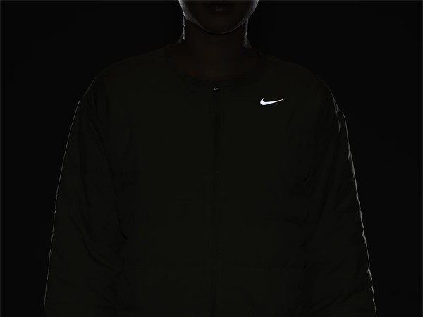 ナイキ NIKE Therma-FIT スウィフト ランニングジャケット レディース