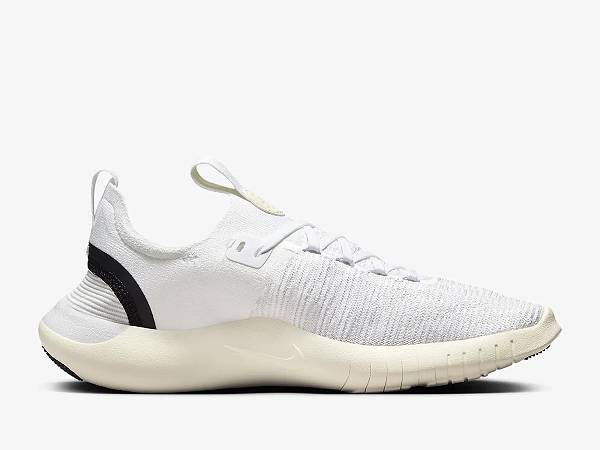 ナイキ NIKE FREE RUN FLYKNIT NN フリー ラン フライニット