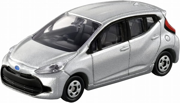 4904810193883:トミカ 34 トヨタ アクア【新品】 ミニカー TOMICA