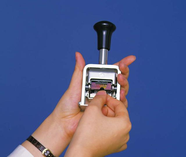 ライオン事務器 ナンバリング C型6桁7様式 E字体 C-71 1台 1台×3セット キッチン・日用品・その他 6桁7様式(E字体ABC分類