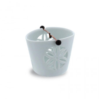 日本香堂 白磁 雪透かし 巻香立 79165 【北海道・沖縄・離島配送不可】