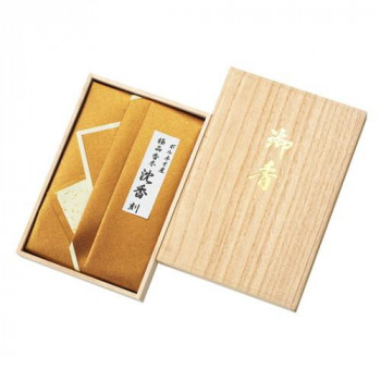 日本香堂 ボルネオ産 極品 香木 沈香 刻 30g 42707 【北海道・沖縄・離島配送不可】