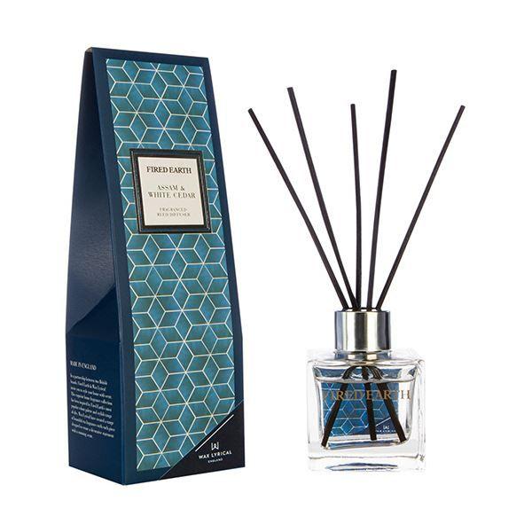 ワックスリリカルFIRED EARTH リードディフューザー アッサム＆ホワイトシダー 本体 100ml WLFE2105 1セットの通販は 8,042円