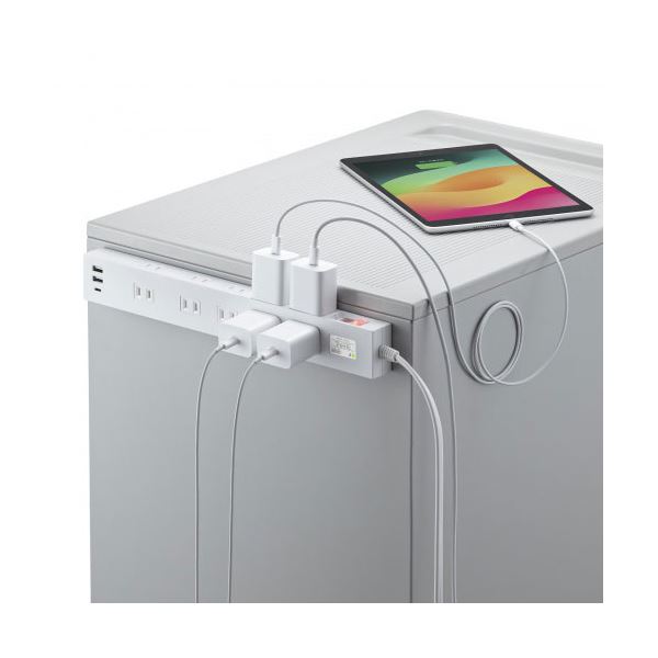 サンワサプライ USB充電機能付きタップ 10個口 ホワイト 2m TAP-SP2110NUC-2W 【北海道・沖縄・離島配送不可】_1