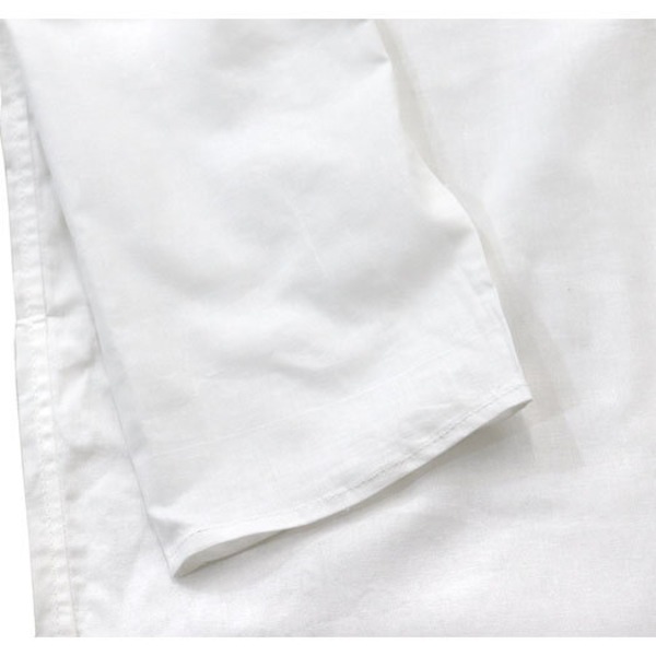 ロシア軍放出スリーピングシャツ ホワイト 未使用 デットストック 50 【北海道・沖縄・離島配送不可】 ロシア軍放出スリーピングシャツ ホワイト 未使用 デットストック 50