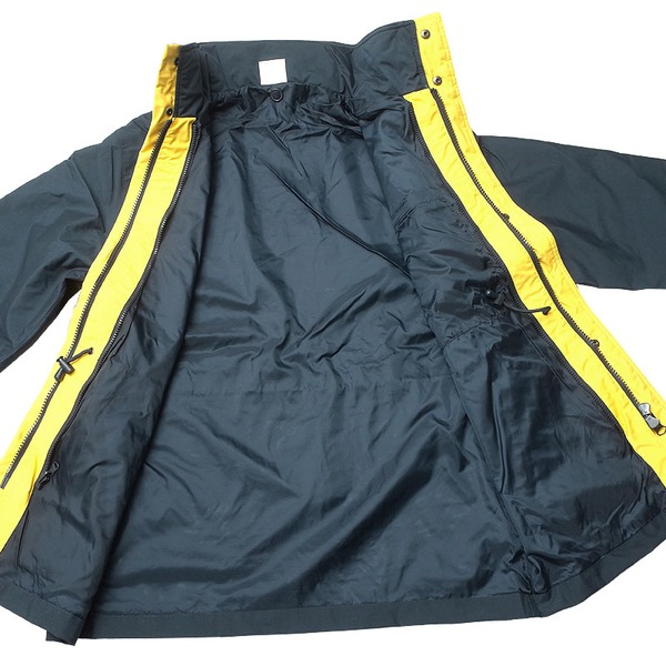 スペイン「CORREOS」（コレオス）前立て三重式ナイロン防水ジャケット未使用デットストック ネイビー 《XS（日本サイズM相当）サイズ》 【北海道・沖縄・離島配送不可】