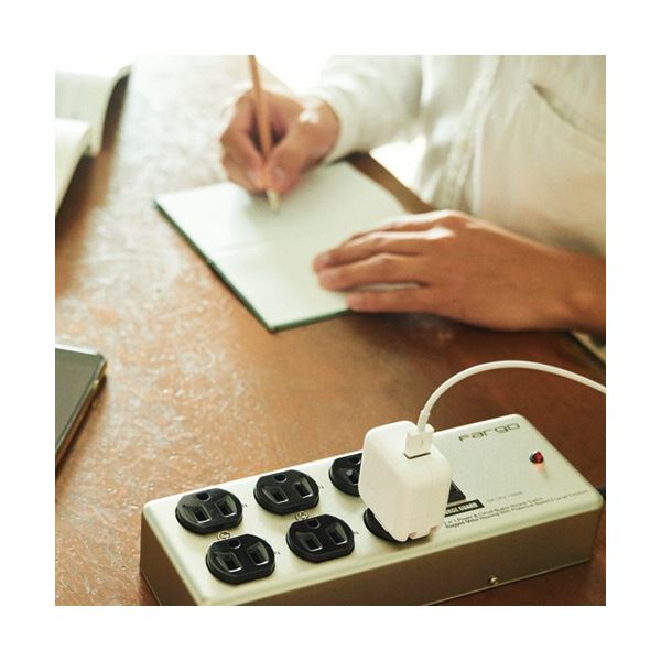 ファーゴ スチールタップ AC6個口 シルバー 1.8m PT406SV 1個 【北海道・沖縄・離島配送不可】