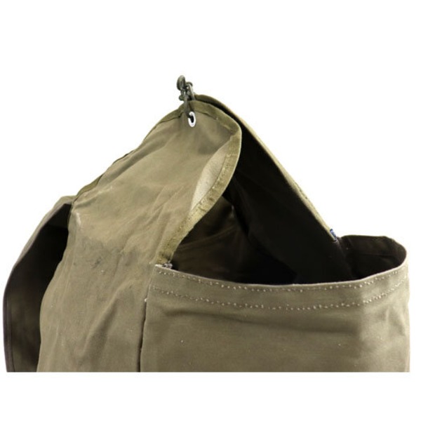 ドイツ連邦国軍放出パラシュートリュック未使用デットストック