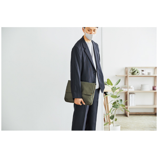 （まとめ買い）コクヨ BIZRACK バッグインバッグ 13.3インチノートPC収容 ヨコ グリーン カハ-BRB130DG 〔×3〕 【北海道・沖縄・離島配送不可】