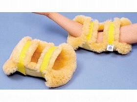 ウィズ ナーシングラッグ ひじあて(2個1組)NR-08 NR-08の通販は 14,974円