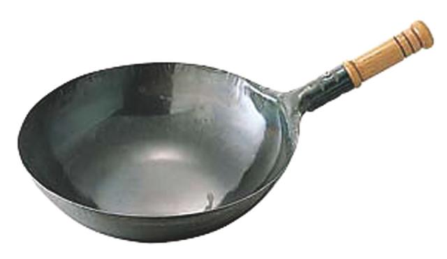 カンダ 鉄打出木柄片手中華鍋 30cm 【北海道・沖縄・離島配送不可】