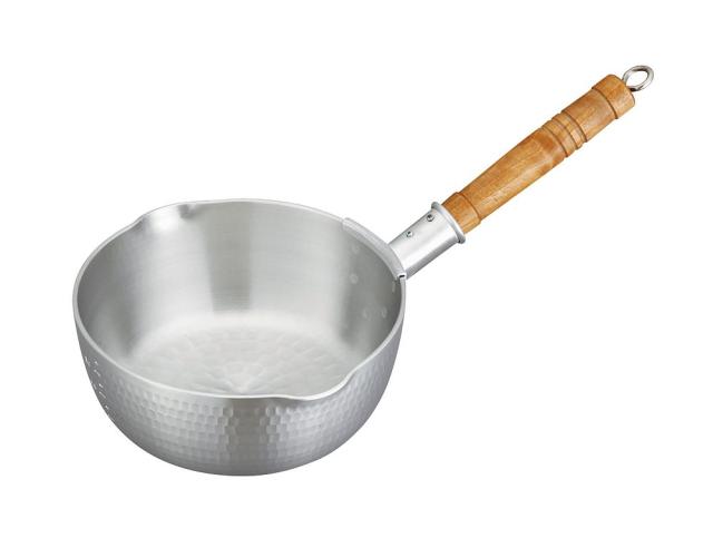 中尾アルミ製作所 キング アルミ打出 ヤットコ雪平鍋24cm目盛付(3.7L) 【北海道・沖縄・離島配送不可】