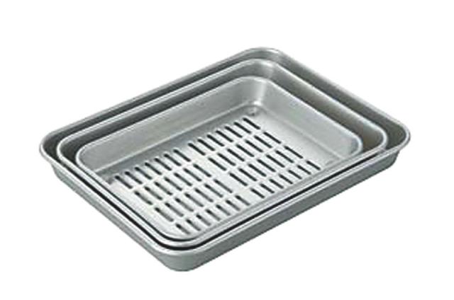 （まとめ買い）アカオアルミ アルマイト穴明バット 2号 〔×3〕の通販は