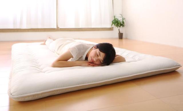 テイジンV-Lap使用 日本製 体圧分散で腰にやさしい 朝の目覚めを考えた超軽量・高弾力 敷き布団 セミダブル モカブラウン 【北海道・沖縄・離島配送不可】