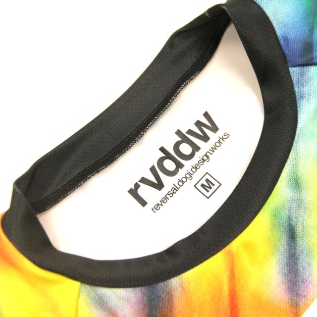 リバーサル メンズ ラッシュガード 正規販売店 REVERSAL タイダイ 半袖 クルーネック TIE DYE SHORT RASH GUARD ﾀｲﾀﾞｲ rv25ss604-MX RED-BLUE-YELLOW