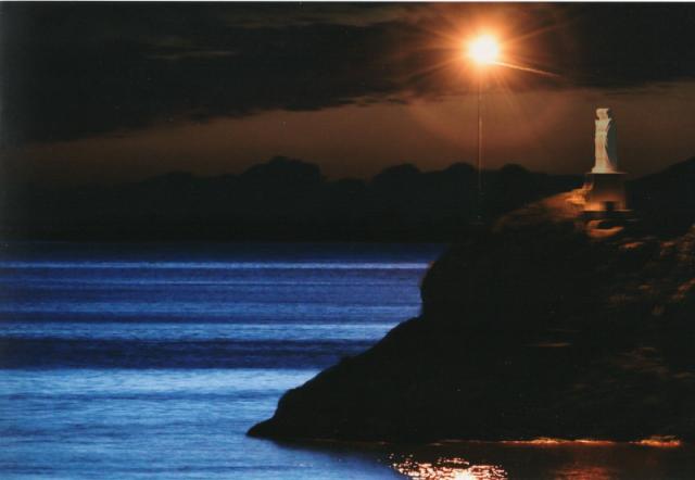 秋元隆良 奇跡の写真 マリア像の神秘 日常では滅多に遭遇する機会のない超自然現象を捉えた『奇跡の写真』シリーズ！の通販は 38,500円