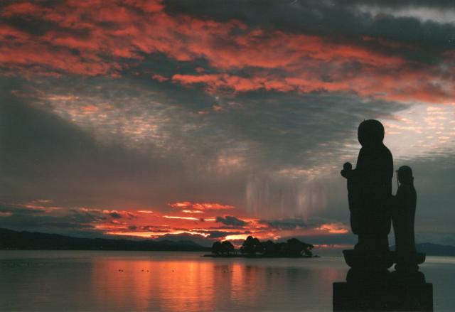 秋元隆良 奇跡の写真 仏と神 開運 幸運 画像 写真 開運グッズ 開運フォト 開運写真 縁起物 お祝い事 事務所開き 誕生日 母の日 父の日 敬老の日 グッズ おすすめ 人気の通販は 27,335円