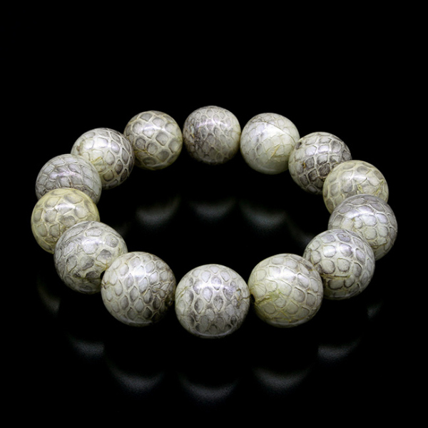 白蛇天珠 蓮花珠 ゴールドルチル 金運・財運 ブレスレット 縁起物(*^^*)❤ 金運の蛇珠ブレスレット ブレスレット ブレス 白蛇 蛇皮 金運