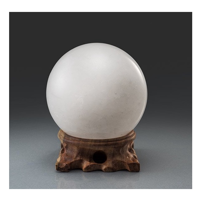 ホワイトクォーツ大宝珠 置物 インテリア小物 大宝珠 風水 ホワイトクォーツ ホワイト水晶 水晶丸玉 丸玉 水晶 浄化 ヒーリング 御飾り品 置き物 オブジェ 誕生日 プレゼント ギフト 贈り物の通販は