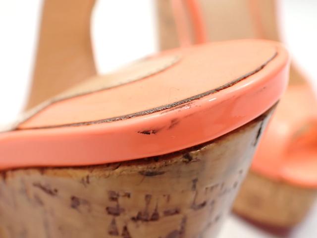 中古 クリスチャンルブタン サンダル レディース ウェッジソール パテントレザー オレンジ系 サイズ35 22.0cm コルク 古着 アパレルの通販は 中古 クリスチャンルブタン サンダル レディース ウェッジソール パテントレザー オレンジ系 サイズ35 22.0cm コルク 古着 アパレルの通販は