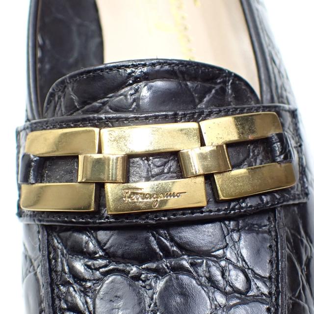 中古 サルヴァトーレフェラガモ パンプス レディース アーモンドトゥ レザー ブラック ゴールド 22.5cm 4 1/2 古着 アパレル