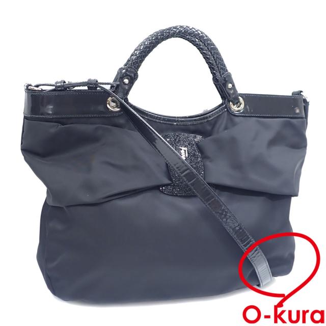 中古 サルヴァトーレフェラガモ ハンドバッグ レディース ブラック 黒 ナイロン パテントレザー 2WAY ショルダー 肩掛け 斜め掛けの通販は