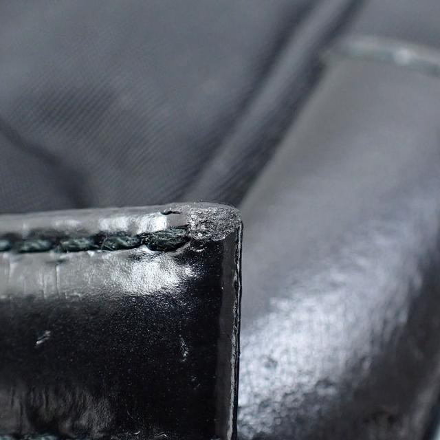 中古 プラダ ショルダーバッグ ブラック 黒 ナイロン 斜め掛け レディース メンズの通販は