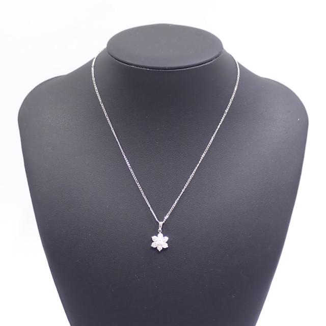 美品　Pt850/Pt900ダイヤモンドネックレスフラワーモチーフ1.00ct 中古 ダイヤモンド フラワーモチーフ ネックレス レディース
