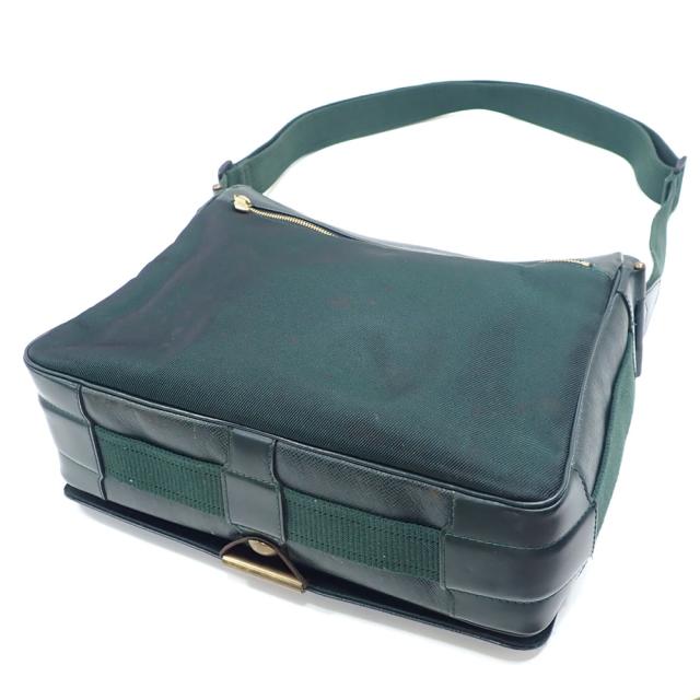 ルイヴィトン タイガ ヴィクトール メッセンジャーバッグ M30144グリーン ルイヴィトン タイガ ヴィクトール メッセンジャーバッグ M30144