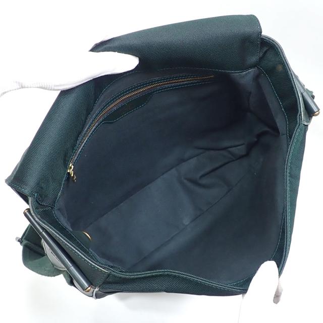 ルイヴィトン タイガ ヴィクトール エピセア メッセンジャーバッグ