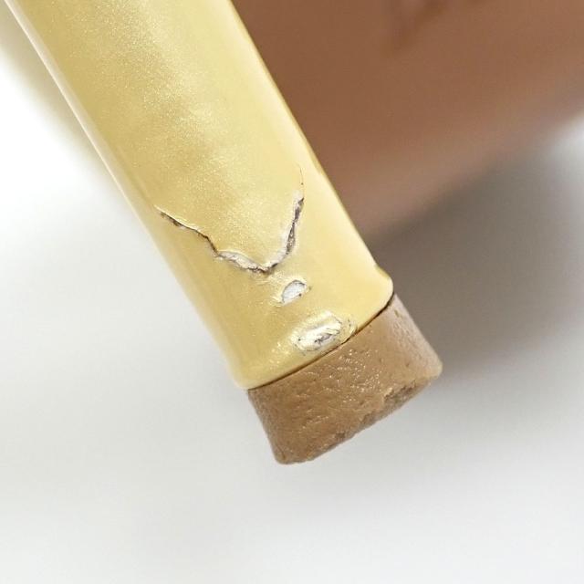 中古 ルイ ヴィトン パンプス レディース ホワイト系 24.5cm 38 エナメル オープントゥ パドロック ハイヒール 古着 アパレル