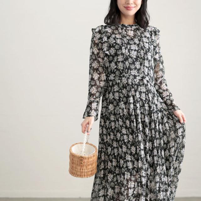 春新作 大きいサイズ レディース ワンピース 花柄シフォンワンピース ロング ロングワンピース 長袖 スタンドネック フリル 花柄 柄 透け感 シアー シフォン フェミニン ガーリー 切替え ゆったり 春服 秋服 L LL 2L 3L 4L ブラック ゴールドジャパン ルワンユー ruwanyu