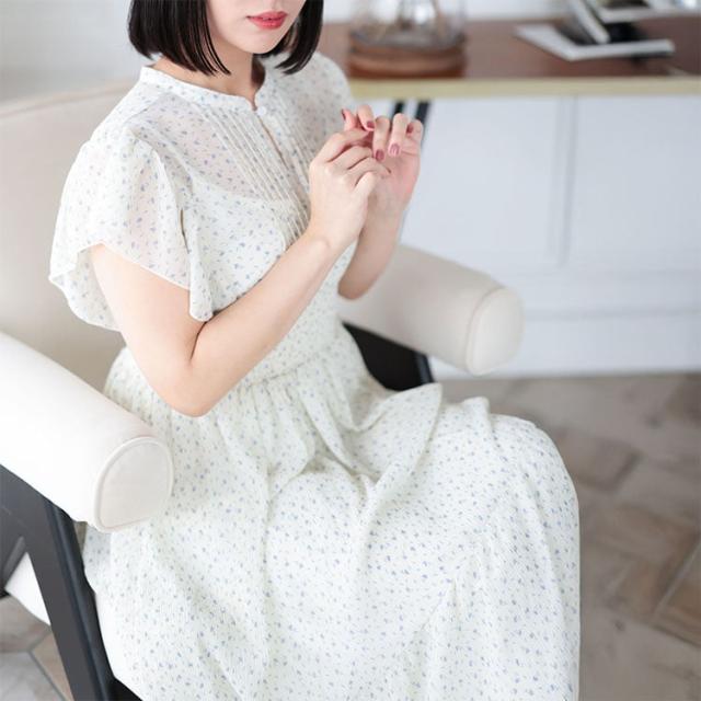 春新作 大きいサイズ レディース ワンピース ピンクタックプリーツワンピース ワンピ ロング インナー キャミソール セット 2点セット 小花柄 ピンタック ウエストゴム フレア フリル袖 ゆったり 夏服 秋服 L LL 2L 3L 4L ホワイト 白 ゴールドジャパン ルワンユー ruwanyu