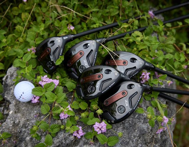 オノフ UTILITY WINGS AKA ユーティリティ ONOFF SMOOTH KICK MP-526U カーボンシャフト 2026年モデル ゴルフクラブ[ONOFF GOLF アカ 赤][ユーティリティ ウィングス ウイングス]_9