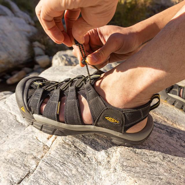 KEEN キーン サンダル メンズ キーン 水陸両用 メンズサンダル KEEN メンズ ニューポート エイチツー