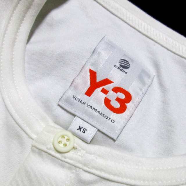 Y-3 ワイスリー「XS」ヘンリーネックTシャツ (白 ライン adidas アディダス 山本耀司 Yohji Yamamoto ヨウジヤマモト  Y's ワイズ) 115899｜au PAY マーケット