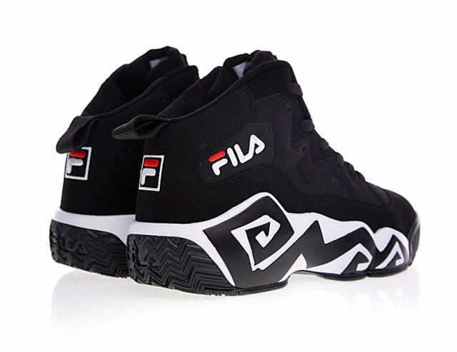 FILA BE:FIRST着用 フィラ スニーカー レディース メンズ ユニセックス