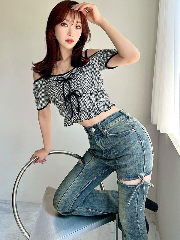 リゼクシー　カットアウトリボンデニムパンツ　XS アイスブルー　タグ付き RESEXXY リゼクシー デニム パンツ カット アウト リボン デニム
