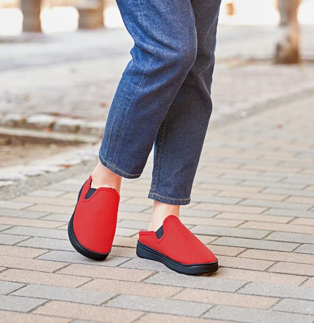 コジット Cogit あたたかサンダル スリッポル レッド M 冬のサンダル 重ね着やモコモコ靴下のまま履けるサンダル 保温効果 内側全面ふわの通販はau Pay マーケット フォーマルショッピング