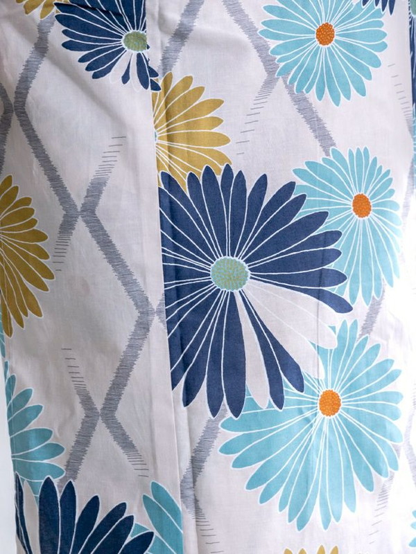 MyDress マイドレス 【浴衣セット】格子生成り地に蝦夷菊文様ゆかた2点セット[H2301008] MyDress マイドレス 【浴衣セット】格子生成り地に蝦夷菊文様ゆかた2点