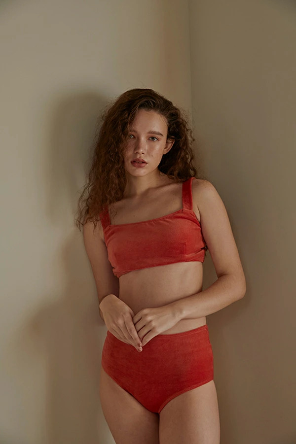 【即納】CAVEZA ROSSO カベサロッソ ベロアビキニスウィムウェア 水着 CAI4605【2024】 【SS】 【2024春夏】 【2024SS】 【入荷】 即納】CAVEZA ROSSO カベサロッソ ベロアビキニスウィムウェア 水着