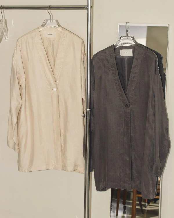 Todayful collarless satin shirts エクリュ