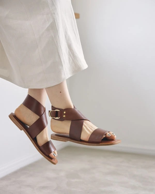 即納】TODAYFUL トゥデイフル LIFEs ライフズ Flat Belt Sandals ...