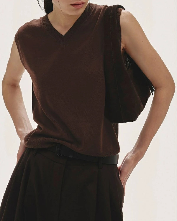 【即納】TODAYFUL トゥデイフル LIFEs ライフズ　Seamless Knit Vest シームレスニットベスト 12520502 吉田怜香【2025】【AW】【2025夏秋】【2025AW】【入荷】